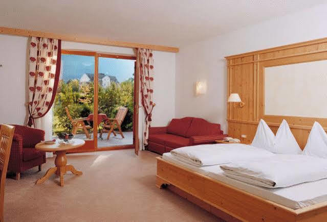 Hotel Garni Partaneshof Merano Ngoại thất bức ảnh